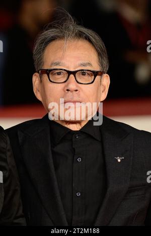 Roma, Italia. 19 ottobre 2023. Il compositore giapponese Shigeru Umebayashi partecipa al Red carpet del film â&#x80;&#x9c;mi fanno male i capelliâ&#x80;&#x9d; durante il 18° Festival del Cinema di Roma all'Auditorium Parco della musica il 19 ottobre 2023 a Roma. Credito: Agenzia fotografica indipendente/Alamy Live News Foto Stock