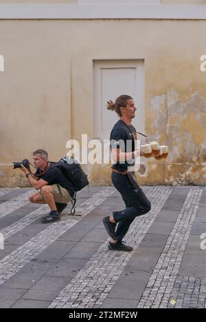 Concorso PINKASOVA NOČNÍ MŮRA dei camerieri più veloci del ristorante U Pinkasu di Praga Foto Stock