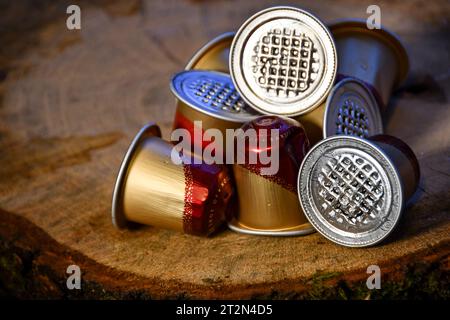 cialde di caffè usate Foto Stock