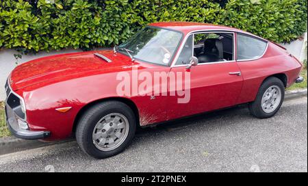 Bordeaux , Francia - 10 06 2023 : Lancia z Fulvia Zagato 1300S vintage vintage italiano vecchio timer sport auto classica Foto Stock