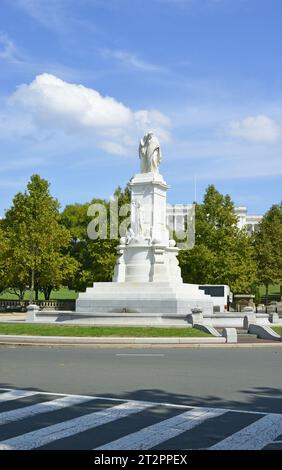 Statua del lutto e monumento storico alla pace presso il Campidoglio degli Stati Uniti - Washington DC, USA Foto Stock