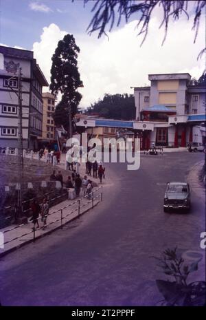 Gangtok è una città, un comune, la capitale e la città più popolosa dello stato indiano del Sikkim e anche il quartier generale del distretto di Gangtok. Foto Stock