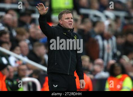 Eddie Howe, direttore del Newcastle United. - Newcastle United contro Paris Saint-Germain, UEFA Champions League, gruppo F, St James’s Park Stadium, Newcastle, Regno Unito. - 4 ottobre 2023. Solo per uso editoriale - si applicano le restrizioni DataCo. Foto Stock