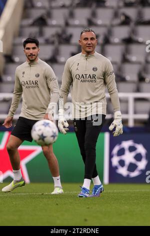 Keylor Navas di Paris Saint-Germain - Paris Saint-Germain si allenano in vista della partita di UEFA Champions League contro Newcastle United - St James' Park, Newcastle upon Tyne, Regno Unito - 3 ottobre 2023 Foto Stock