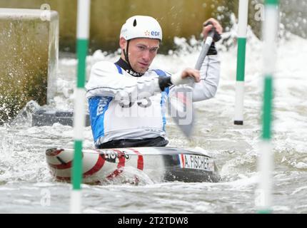 Adrien Ficsher 3eme Championnat de France K1 Men durante i campionati francesi Slalom e kayak Cross, evento canoa il 21 ottobre 2023 allo Stade d'eaux vives di Cesson-Svign, Francia - foto Laurent Lairys / MAXPPP Foto Stock