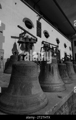 La Pontificia Fonderia Campana Marinelli è un'azienda metallurgica italiana a conduzione familiare, con sede ad Agnone, specializzata nella fusione delle campane. Foto Stock