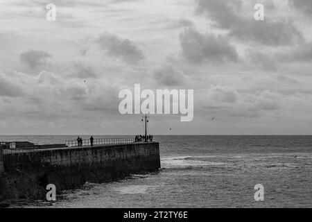 PORTHLEVEN HARBOR CORNWALL Foto Stock