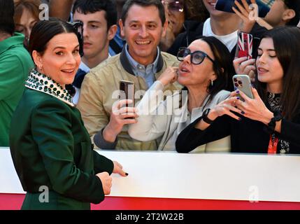 Roma, Italia. 21 ottobre 2023. L'attrice francese Juliette Binoche partecipa a un Red carpet per il film "la Passion De Dodin Bouffant" (il Pot Au Feu) durante il 18° Festival del Cinema di Roma il 21 ottobre 2023 a Roma. Foto: Eric Vandeville/ABACAPRESS.COM credito: Abaca Press/Alamy Live News Foto Stock