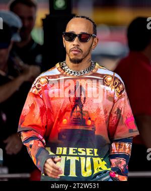 Austin, Texas - 21 ottobre 2023: Lewis Hamilton, pilota della Mercedes-AMG PETRONAS n. 44, gareggia nel Gran Premio degli Stati Uniti di Lenovo sul circuito delle Americhe. Crediti: Nick Paruch/Alamy Live News Foto Stock