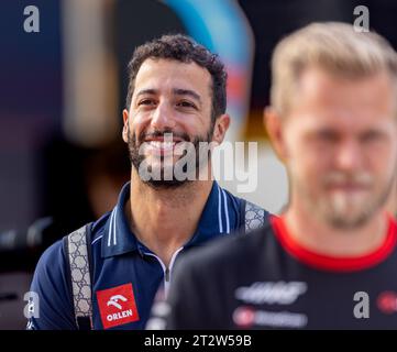 Austin, Texas - 21 ottobre 2023: Daniel Ricciardo, pilota della 3 scuderia Alphatauri F1, gareggia nel Gran Premio degli Stati Uniti di Lenovo sul circuito delle Americhe. Crediti: Nick Paruch / Alamy Live News Foto Stock