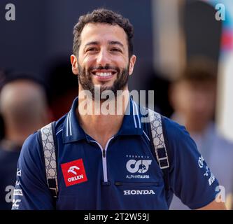 Austin, Texas - 21 ottobre 2023: Daniel Ricciardo, pilota della 3 scuderia Alphatauri F1, gareggia nel Gran Premio degli Stati Uniti di Lenovo sul circuito delle Americhe. Crediti: Nick Paruch / Alamy Live News Foto Stock