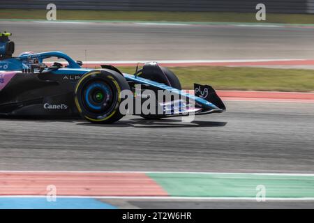 Austin, USA. 21 ottobre 2023. Il pilota alpino Pierre Gasly (10) guida durante la gara sprint Shootout al Gran Premio degli Stati Uniti il 21 ottobre 2023 sul circuito delle Americhe di Austin, Texas. (Foto di Stephanie Tacy/Sipa USA) credito: SIPA USA/Alamy Live News Foto Stock