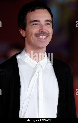 Roma, Italia. 21 ottobre 2023. Antonio Diodato partecipa ad un Red carpet per il film "Palazzina LAF" durante il 18° Festival del Cinema di Roma presso l'Auditorium Parco della musica il 21 ottobre 2023 a Roma. (Foto di massimo Valicchia/NurPhoto) credito: NurPhoto SRL/Alamy Live News Foto Stock