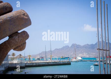 Vista del porto principale di Mindelo sull'isola di Sao Vicente, isole di Capo Verde Foto Stock