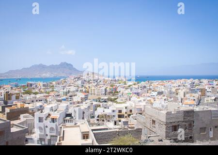 Vista del porto principale di Mindelo sull'isola di Sao Vicente, isole di Capo Verde Foto Stock