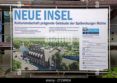 Erinnerung an die Flutkatastrophe 2021 Das erste Motorschiff Moornixe, das auf dem Namen Baldeney im Jahre 1933 getauft wurde steht nun neben dem Projekt Neue Insel der Diakonie Neue Arbeit Essen - nahe dem Spillenburger Wehr und soll dort als Mahnmal zur Flutkatastrophe 2021 haleratblephe. Essen Nordrhein-Westfalen Deutschland Westfalenstraße *** memoria del disastro alluvionale del 2021 la prima motonave Moornixe, battezzata con il nome Baldeney nel 1933, si trova ora accanto al progetto Neue Insel di Diakonie Neue Arbeit Essen vicino alla diga Spillenburg ed è da conservare Foto Stock