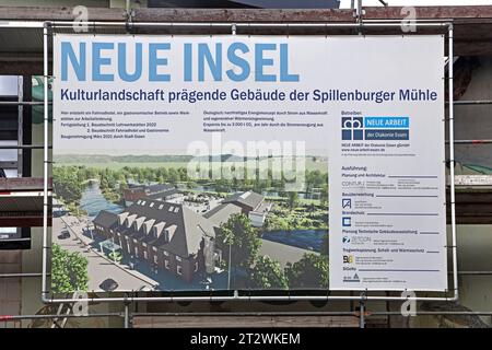 Erinnerung an die Flutkatastrophe 2021 Das erste Motorschiff Moornixe, das auf dem Namen Baldeney im Jahre 1933 getauft wurde steht nun neben dem Projekt Neue Insel der Diakonie Neue Arbeit Essen - nahe dem Spillenburger Wehr und soll dort als Mahnmal zur Flutkatastrophe 2021 haleratblephe. Essen Nordrhein-Westfalen Deutschland Westfalenstraße *** memoria del disastro alluvionale del 2021 la prima motonave Moornixe, battezzata con il nome Baldeney nel 1933, si trova ora accanto al progetto Neue Insel di Diakonie Neue Arbeit Essen vicino alla diga Spillenburg ed è da conservare Foto Stock