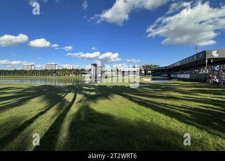 Miami, Florida, Stati Uniti. 21 ottobre 2023. Atmosphere al LIV Golf's Team Championship al Trump National Doral di Miami, Florida, il 21 ottobre 2023. Crediti: Mpi34/Media Punch/Alamy Live News Foto Stock