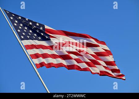 Austin, Etats Unis. 19 ottobre 2023. EEUU flag, drapeau durante il Gran Premio degli Stati Uniti di Formula 1 2023 Lenovo, 18° round del Campionato Mondiale di Formula 1 2023 dal 20 al 22 ottobre 2023 sul circuito delle Americhe, ad Austin, USA - foto DPPI Credit: DPPI Media/Alamy Live News Foto Stock