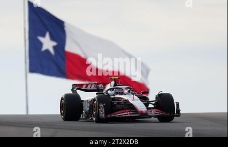 Austin, USA. 21 ottobre 2023. Il pilota Haas Nico Hulkenberg (27) partecipa alla gara sprint sul Circuit of the Americas di Austin, Texas, 21 ottobre 2023. (Foto di Stephanie Tacy/SIPA USA) credito: SIPA USA/Alamy Live News Foto Stock