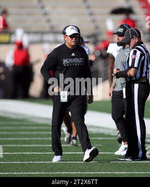 21 ottobre 2023 - l'allenatore degli Hawaii Rainbow Warriors Timmy Chang durante una partita tra i New Mexico Lobos e gli Hawaii Rainbow Warriors all'University Stadium di Albuquerque, NEW Mexico - Michael Sullivan/CSM Foto Stock