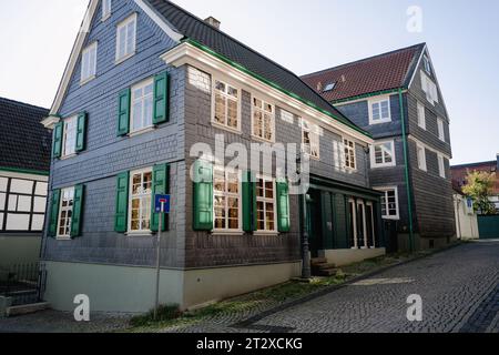 Remscheid, Germania. 17 ottobre 2023. Luogo di nascita di Wilhelm Conrad Röntgen. Le immagini storiche a raggi X del museo sono state nominate per il Patrimonio dell'Umanità dell'UNESCO. (A dpa: "Le immagini di Röntgen - Un museo sulla strada per diventare un sito patrimonio documentale mondiale") credito: Marius Becker/dpa/Alamy Live News Foto Stock