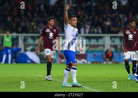 LAUTARO MARTINEZ dell'Inter durante la partita di serie A tra Torino FC e FC Inter il 21 ottobre 2023 allo Stadio Olimpico grande Torino di Torino, IT Foto Stock