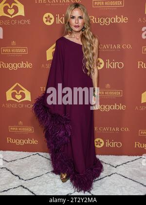 Hancock Park, Stati Uniti. 21 ottobre 2023. HANCOCK PARK, LOS ANGELES, CALIFORNIA, USA - 21 OTTOBRE: La stilista americana, donna d'affari e autrice Rachel Zoe arriva all'annuale, A Sense of Home Gala 2023, aiutare a prevenire i senzatetto creando le prime case in assoluto e una comunità per i giovani che invecchiano in affidamento tenuto nella casa delle onorevoli Nicole Avant e Ted Sarandos il 21 ottobre 2023 ad Hancock Park, Los Angeles, California, Stati Uniti. (Foto di Xavier Collin/Image Press Agency) credito: Image Press Agency/Alamy Live News Foto Stock