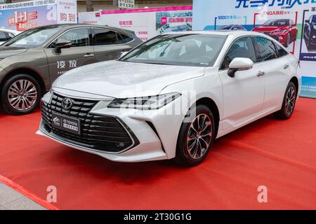 ZHONGSHAN GUANGDONG Cina-10 giugno 2022: Un'auto Toyota bianca. Foto Stock