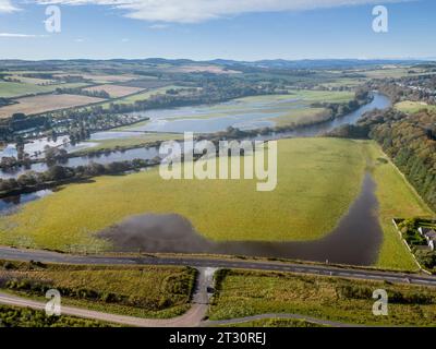 Fiume dee allagato a Cults Aberdeen Scozia dopo Storm Babet Foto Stock