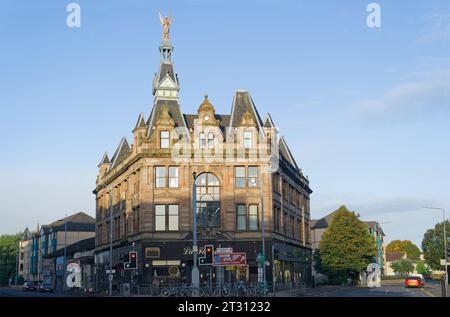 Angel Building, Old Toll Bar e Kingston Halls at Plantation a Glasgow Foto Stock