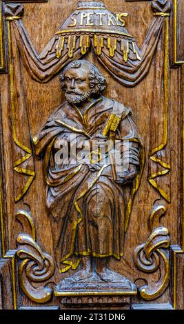 Basilica di San Pietro Carving Chiesa di Santa Caterina Danzica Polonia. La chiesa più antica di Danzica, originaria della chiesa degli anni '1220 Foto Stock