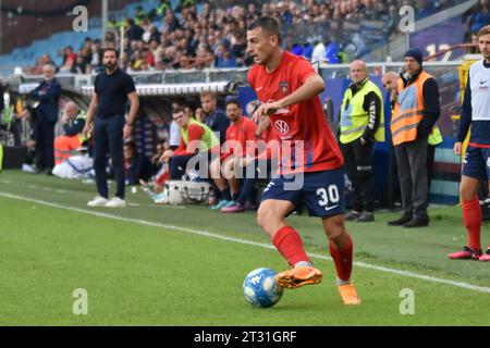 Genova, Italia. 22 ottobre 2023. Simone Mazzocchi di Cosenza durante la partita di serie B UC Sampdoria vs Cosenza calcio allo stadio Luigi Ferrarsi di Genova il 22 ottobre 2023 crediti: Agenzia fotografica indipendente/Alamy Live News Foto Stock