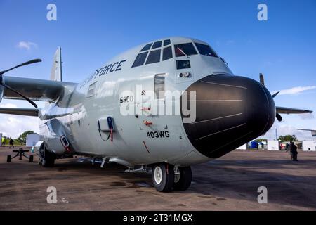 United States Air Force - Lockheed Martin WC-130J Hercules, in esposizione statica al Royal International Air Tattoo del 2023. Foto Stock