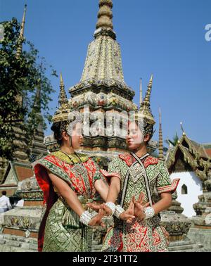 Thailandia. Bangkok. Ballerini del tempio. Wat Pho. Foto Stock