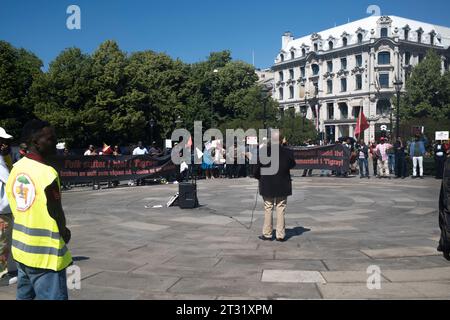 Stop genocidio Tigray , popolo della protesta Tigray a Oslo, Norvegia, il 24 giugno 2022. Potete vedere la loro preoccupazione e la loro disperazione nei loro occhi. Così triste Foto Stock