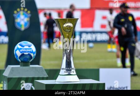 Brusco, Brasile. 22 ottobre 2023. Oggi il campione della serie C sarà conosciuto, nella prima partita della finale a Manaus, Amazonas x Brusque pareggiò senza reti e oggi decisero il campionato allo Stadio Augusto Bauer di Brusque. Crediti: Fábio Monteiro/FotoArena/Alamy Live News Foto Stock