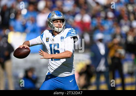 Baltimora, Stati Uniti. 22 ottobre 2023. Il quarterback dei Detroit Lions Jared Goff lanciò contro i Baltimore Ravens durante il primo tempo al M&T Bank Stadium di Baltimora, Maryland, domenica 22 ottobre 2023. Foto di David Tulis/UPI credito: UPI/Alamy Live News Foto Stock