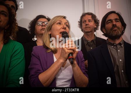 Buenos Aires, Buenos Aires, Argentina. 23 ottobre 2023. Conferenza stampa con il candidato presidenziale per il fronte sinistro, MYRIAM BREGMAN. Al suo fianco, la candidata per la vice presidente NICOLÃS DEL CAÃ‘o (Credit Image: © Daniella Fernandez Realin/ZUMA Press Wire) SOLO USO EDITORIALE! Non per USO commerciale! Foto Stock