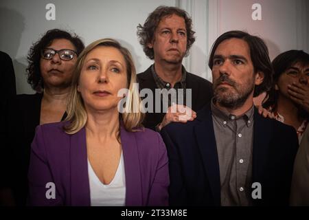 Buenos Aires, Buenos Aires, Argentina. 23 ottobre 2023. Conferenza stampa con il candidato presidenziale per il fronte sinistro, MYRIAM BREGMAN. Al suo fianco, la candidata per la vice presidente NICOLÃS DEL CAÃ‘o (Credit Image: © Daniella Fernandez Realin/ZUMA Press Wire) SOLO USO EDITORIALE! Non per USO commerciale! Foto Stock