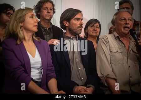 Buenos Aires, Buenos Aires, Argentina. 23 ottobre 2023. Conferenza stampa con il candidato presidenziale per il fronte sinistro, MYRIAM BREGMAN. Al suo fianco, la candidata per la vice presidente NICOLÃS DEL CAÃ‘o (Credit Image: © Daniella Fernandez Realin/ZUMA Press Wire) SOLO USO EDITORIALE! Non per USO commerciale! Foto Stock