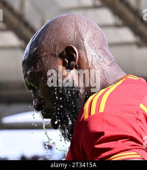 Roma, Italia. 22 ottobre 2023. Romelu Lukaku reagisce davanti a una partita di serie A tra Roma e Monza a Roma, 22 ottobre 2023. Credito: Alberto Lingria/Xinhua/Alamy Live News Foto Stock