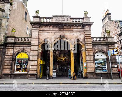 INVERNESS, Regno Unito - 13 SETTEMBRE 2023: Mercato vittoriano Foto Stock