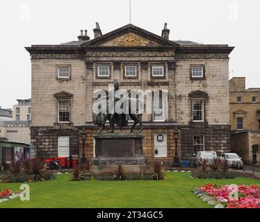 EDIMBURGO, Regno Unito - 15 SETTEMBRE 2023: Dundas House, sede legale della Royal Bank of Scotland Foto Stock