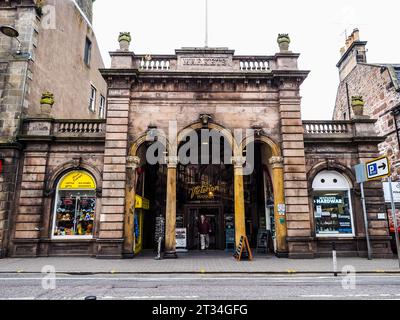 INVERNESS, Regno Unito - 13 SETTEMBRE 2023: Mercato vittoriano Foto Stock