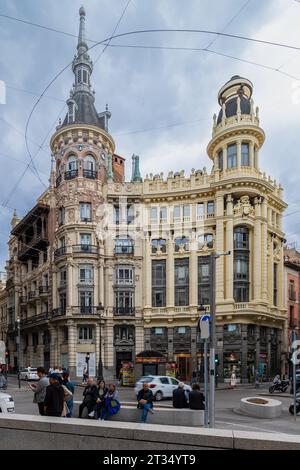 Il lussuoso hotel Four Seasons con 200 camere nel centro di Madrid era la sede della compagnia di assicurazioni la Equitativa o meglio kn Foto Stock