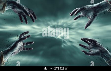 Terrificanti e sporche mani zombie che si alzano nel cielo, horror e concetto di Halloween Foto Stock