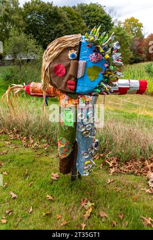 Raccolta fondi del Concorso Spaventapasseri di Cucurbit Farm a beneficio della National Alliance sulle malattie mentali Foto Stock