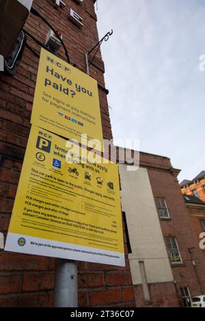 Parcheggio NCP a Sackville Street, Manchester. National Car Parks (NCP) è un operatore di parcheggio privato, con parcheggi in città, città, aeroporti, metropolitana di Londra e stazioni ferroviarie nazionali. Foto Stock