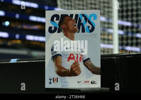 Tottenham Hotspur Stadium, Londra, Regno Unito. 23 ottobre 2023. Premier League Football, Tottenham Hotspur contro Fulham; credito programma Matchday: Action Plus Sports/Alamy Live News Foto Stock